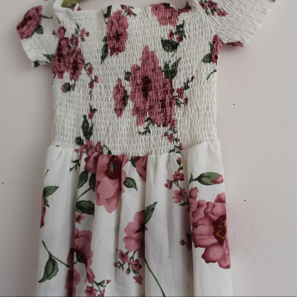 🌻floral, off the shoulder dress🌻